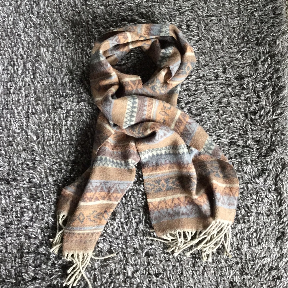 Southwestern scarf
